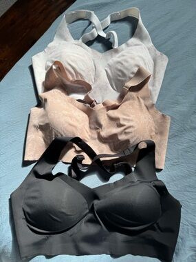 Bali racer back bras size small